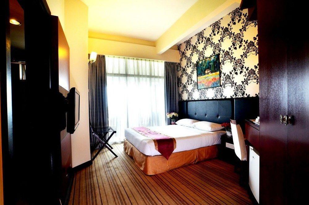Amansari Residence Resort Johor Bahru Esterno foto