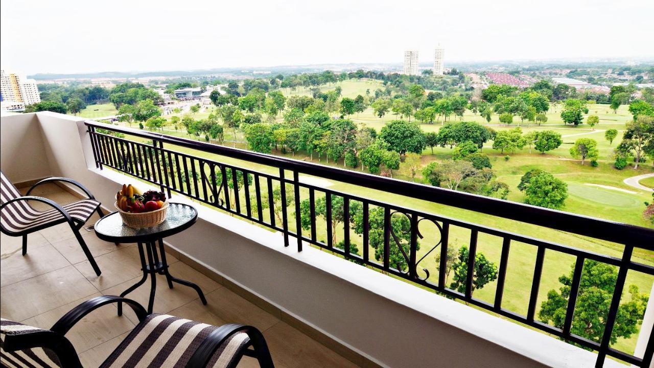 Amansari Residence Resort Johor Bahru Esterno foto